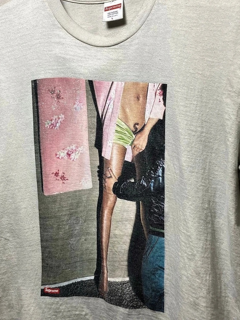Supreme SS22 Model Cropped Tee à la Tom Ford’s Gucci, Natural, Large